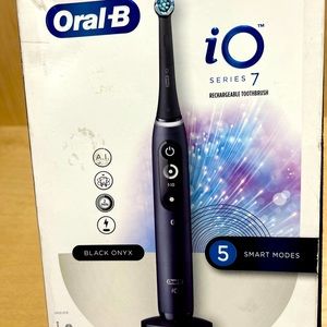 Oral B IO7 micro-Vibration toothbrush!